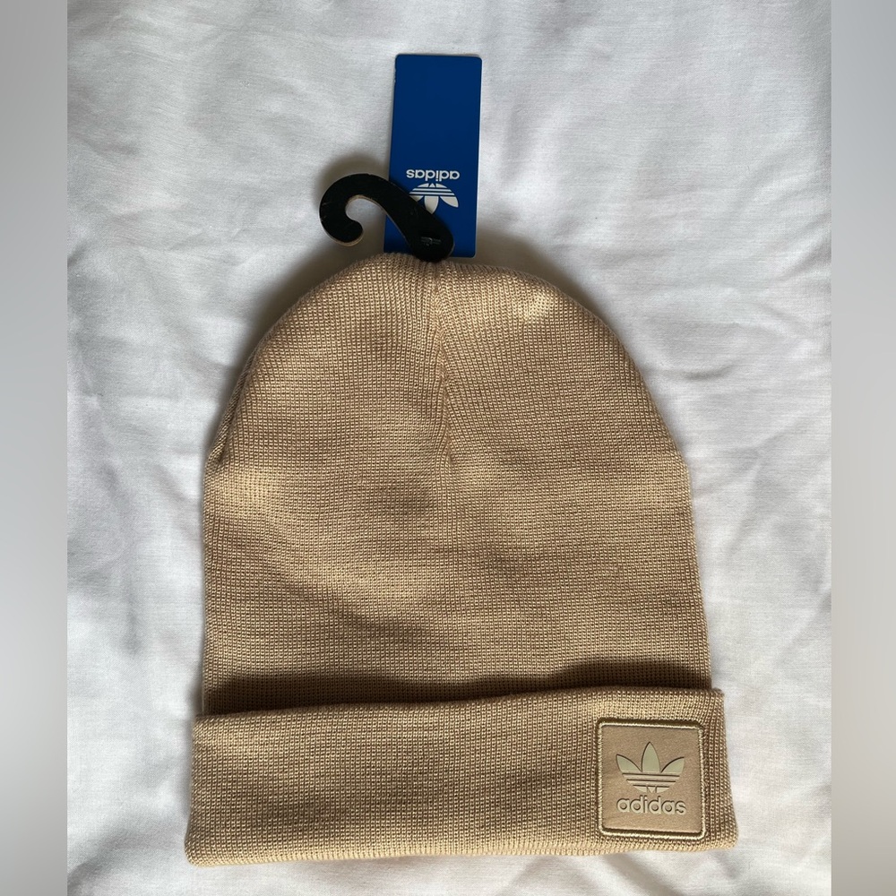Adidas Grove 2.0 Beanie Beige Unisex NWT
